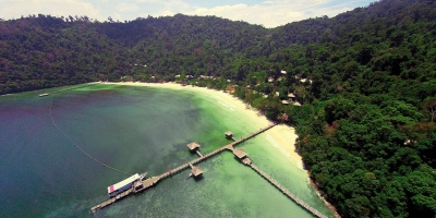 介绍两个马来西亚版水上木屋之豪华大红花度假村沙滩木屋（Bunga Raya Island Resort）